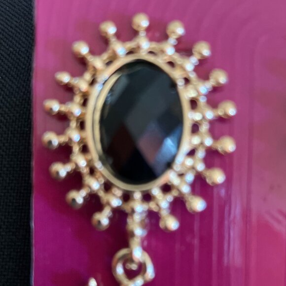 nOir Gold Tone Drop Earrings with Green Stones - Picture 3 of 5